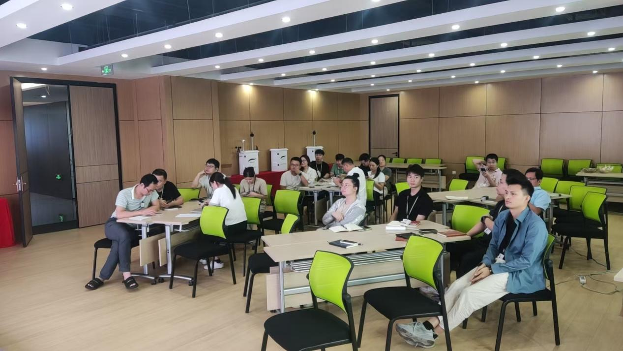 安帕爾公司舉辦安全與環(huán)保管理平臺(tái)系統(tǒng)專(zhuān)項(xiàng)培訓(xùn)