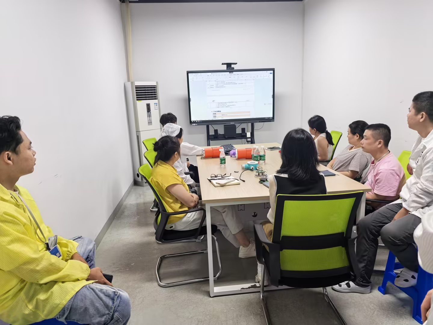 安帕爾公司重視一線員工技能提升----舉辦產(chǎn)品知識(shí)專(zhuān)項(xiàng)培訓(xùn)